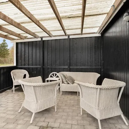 Cozy In With Wifi Glesborg